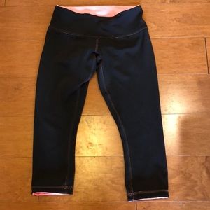 Lululemon reversible compression crop